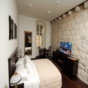 Sunce Palace With Free Offsite Parking * Ragusa