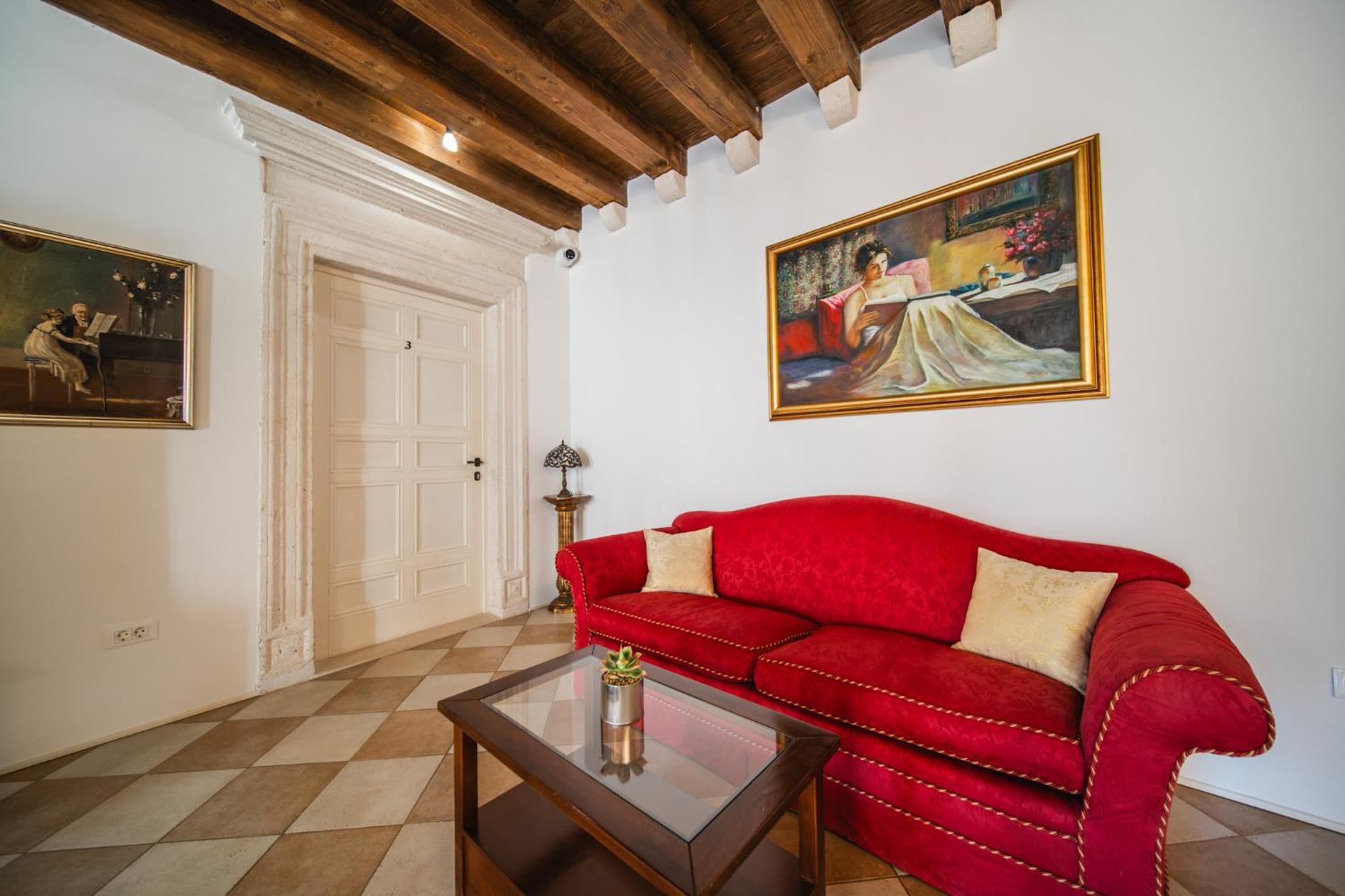 Apartment Sunce Palace With Free Offsite Parking *