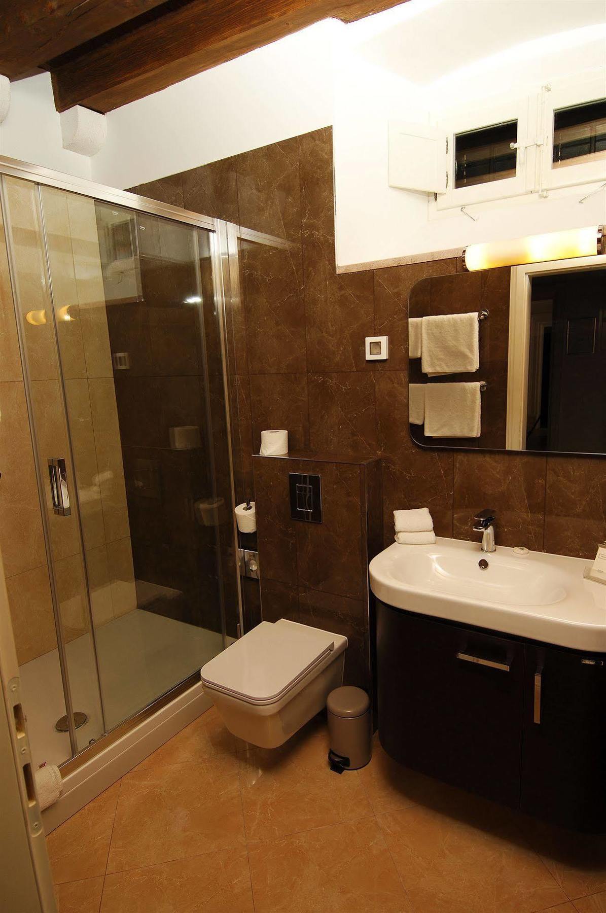Sunce Palace With Free Offsite Parking Ragusa